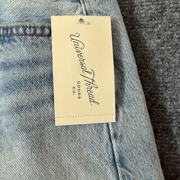 Universal Thread NWT Denim 90’s Baggy Shorts Destroyed Sz 10 Hi-Rise Cotton - Picture 4 of 11